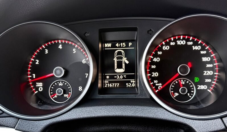 
								2013 Volkswagen Golf GTI Hatchback full									