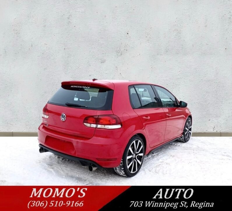 
								2013 Volkswagen Golf GTI Hatchback full									