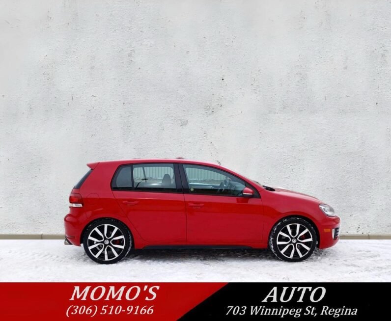 
								2013 Volkswagen Golf GTI Hatchback full									