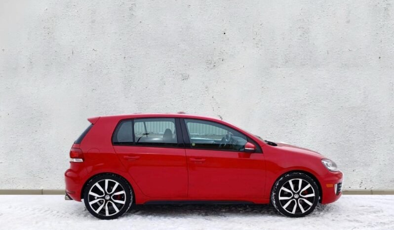
								2013 Volkswagen Golf GTI Hatchback full									