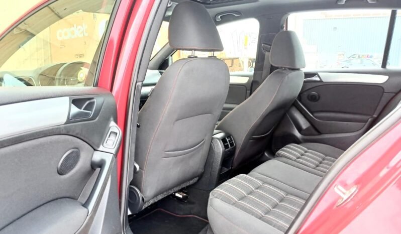 
								2013 Volkswagen Golf GTI Hatchback full									