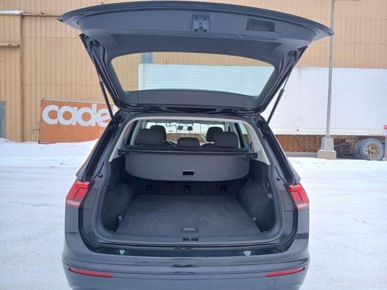 
								2020 Volkswagen Tiguan Trendline AWD SUV full									