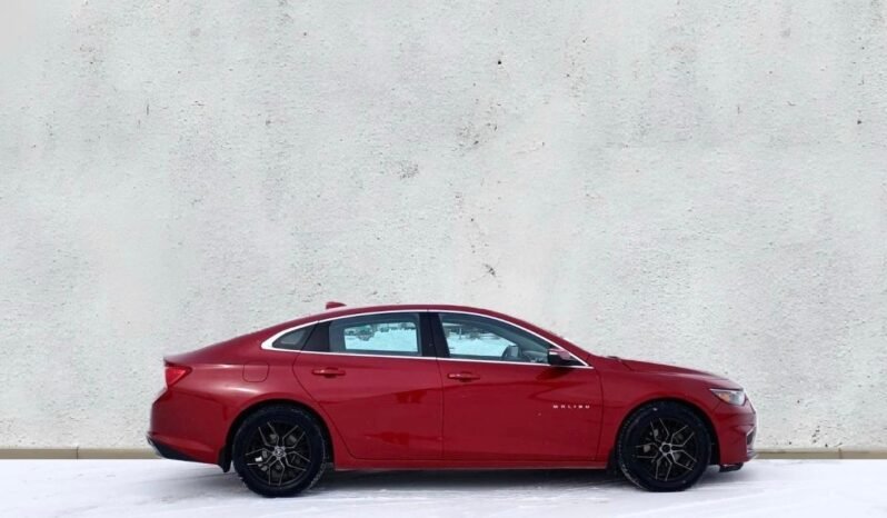 
								2016 Chevrolet Malibu LT Sedan full									