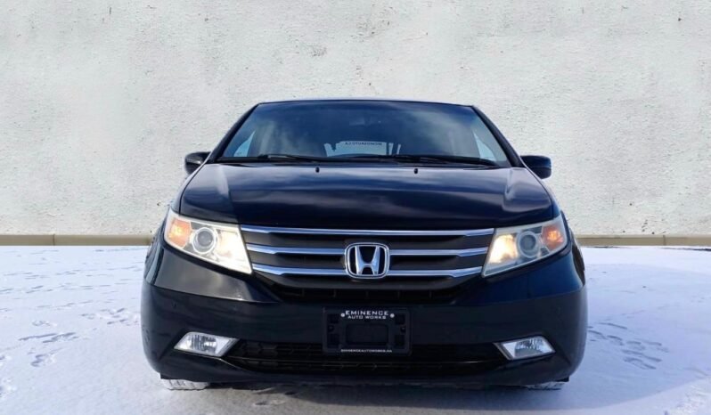 
								2011 Honda Odyssey Touring Van full									