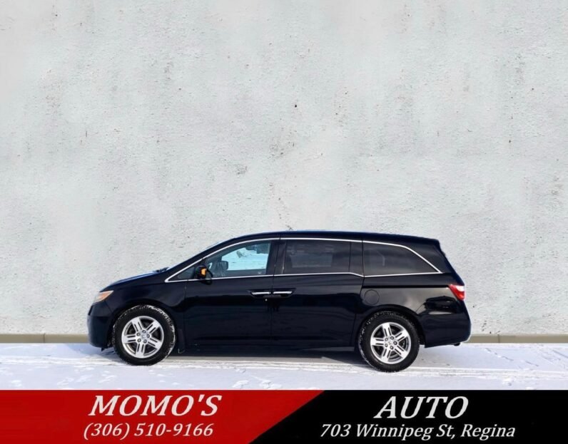 
								2011 Honda Odyssey Touring Van full									