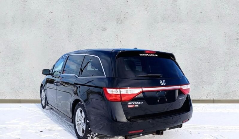 
								2011 Honda Odyssey Touring Van full									