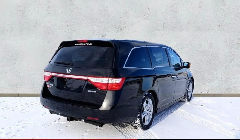 
								2011 Honda Odyssey Touring Van full									