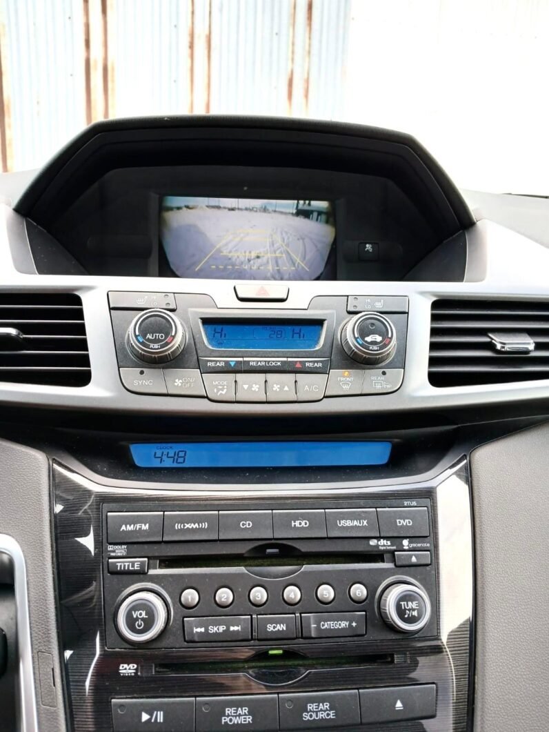 
								2011 Honda Odyssey Touring Van full									