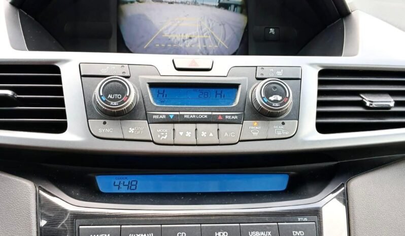 
								2011 Honda Odyssey Touring Van full									