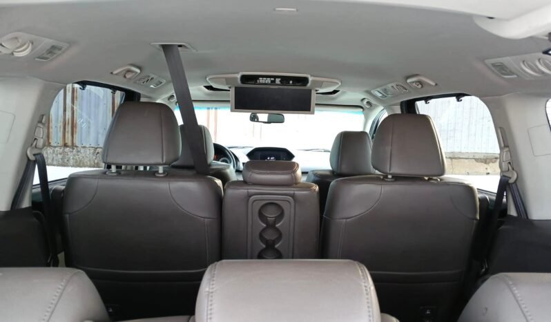 
								2011 Honda Odyssey Touring Van full									
