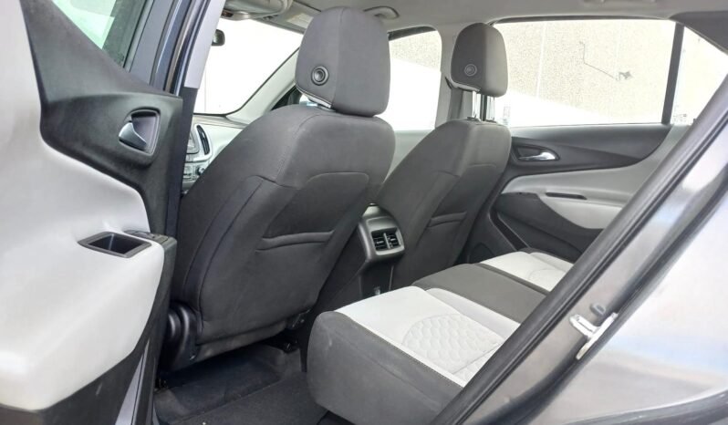 
								2018 Chevrolet Equinox AWD SUV full									