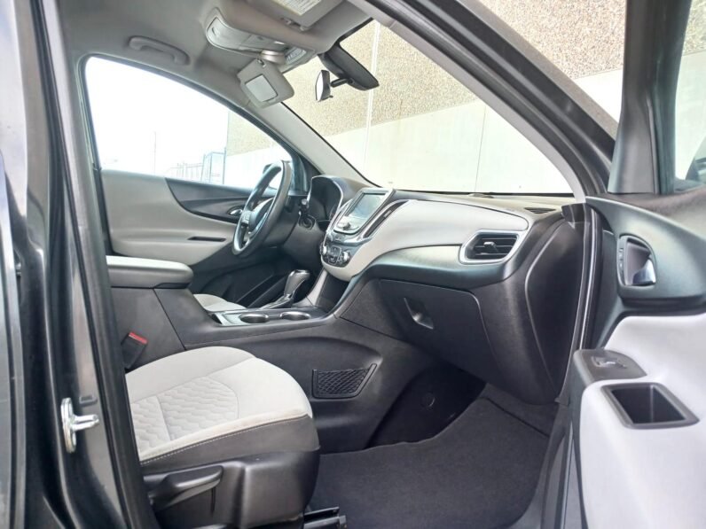 
								2018 Chevrolet Equinox AWD SUV full									