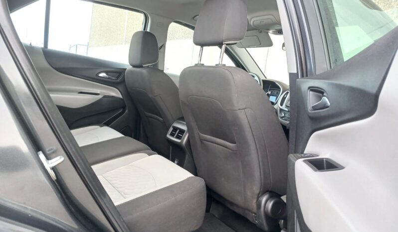 
								2018 Chevrolet Equinox AWD SUV full									