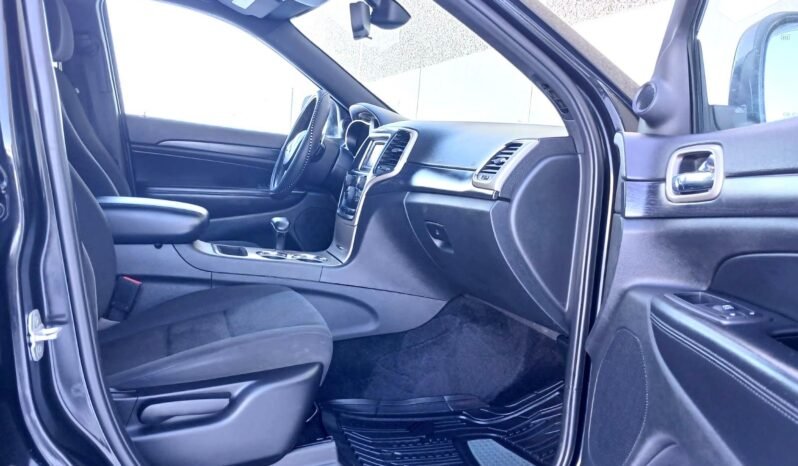 
								2014 Jeep Grand Cherokee Laredo 4×4 SUV. full									