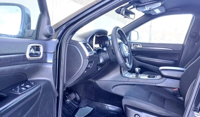 
								2014 Jeep Grand Cherokee Laredo 4×4 SUV. full									