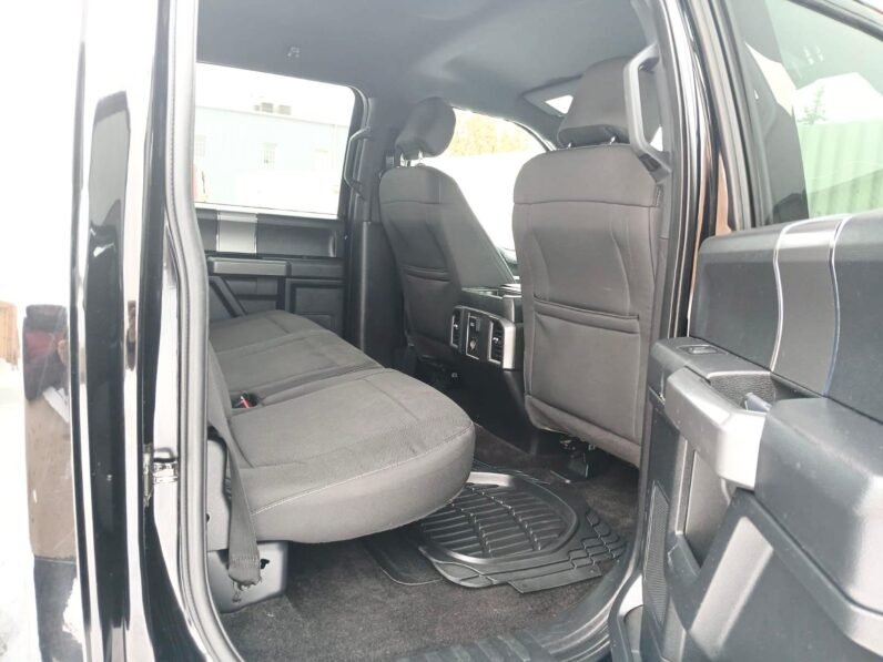 
								2016 Ford F-150 SPORT Crewcab 4×4 Pickup Truck full									