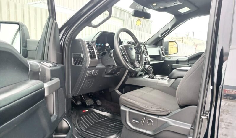 
								2016 Ford F-150 SPORT Crewcab 4×4 Pickup Truck full									