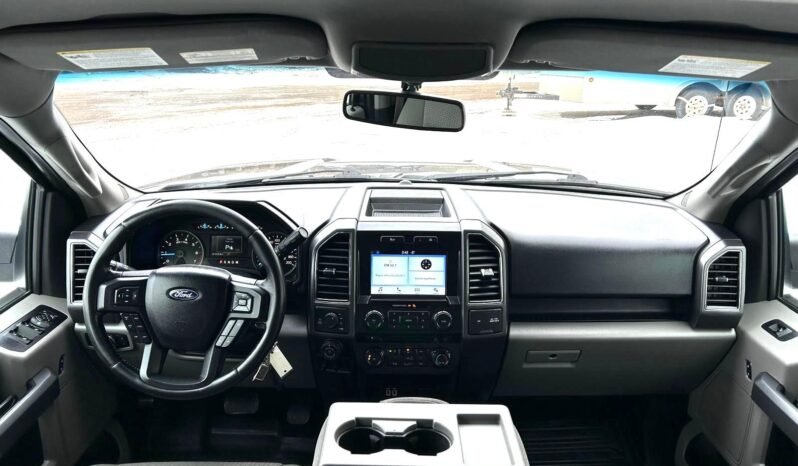 
								2017 Ford F-150 XLT  Crewcab 4×4 Pickup Truck full									