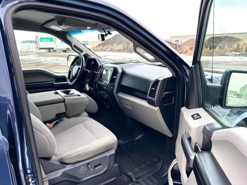 
								2017 Ford F-150 XLT  Crewcab 4×4 Pickup Truck full									