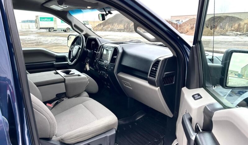 
								2017 Ford F-150 XLT  Crewcab 4×4 Pickup Truck full									