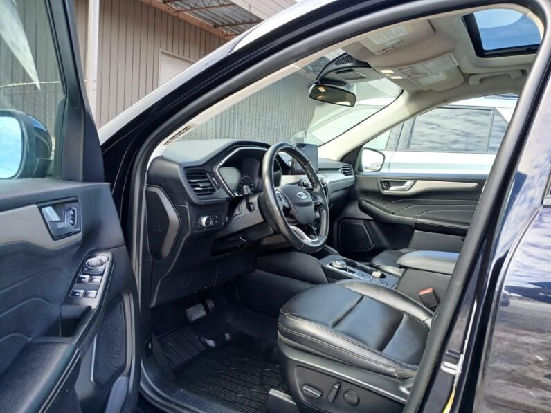 
								2021 Ford Escape SEL AWD SUV. full									