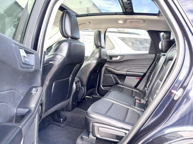 
								2021 Ford Escape SEL AWD SUV. full									