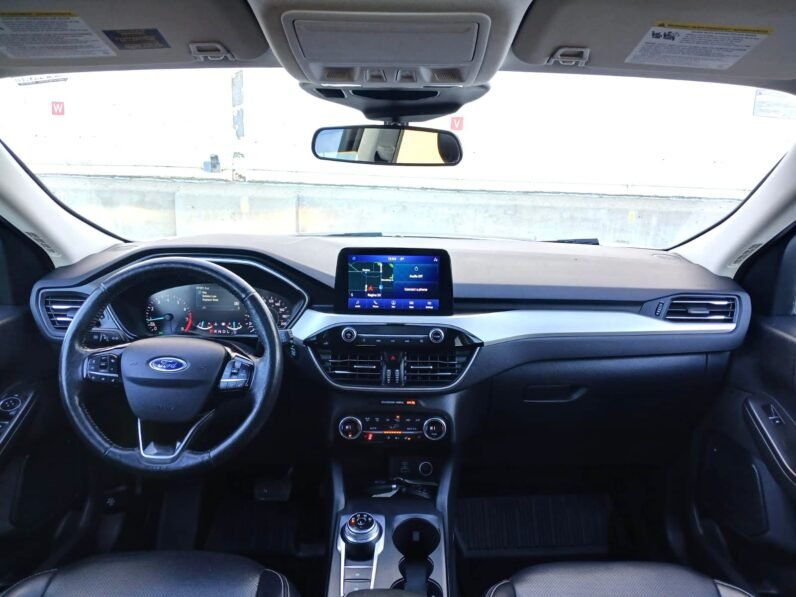 
								2021 Ford Escape SEL AWD SUV. full									