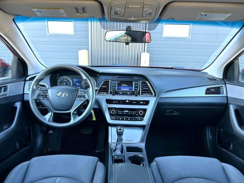 
								2016 Hyundai Sonata Sedan full									