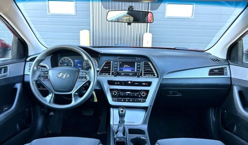 
								2016 Hyundai Sonata Sedan full									