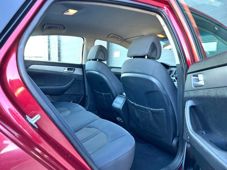 
								2016 Hyundai Sonata Sedan full									