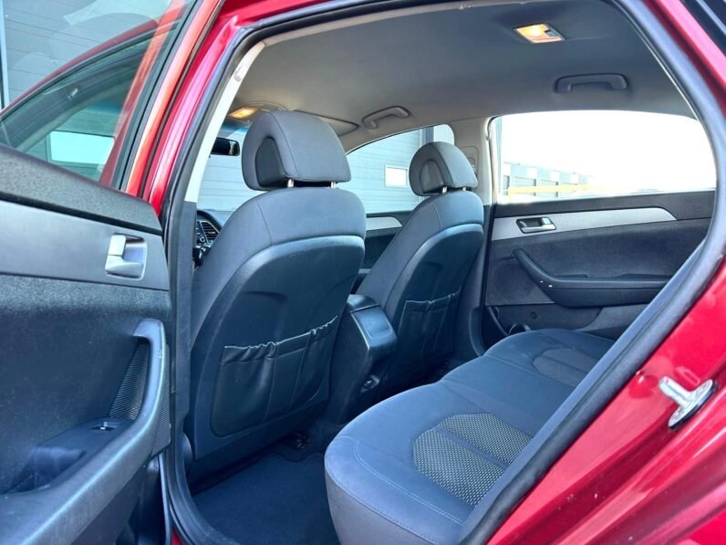 
								2016 Hyundai Sonata Sedan full									