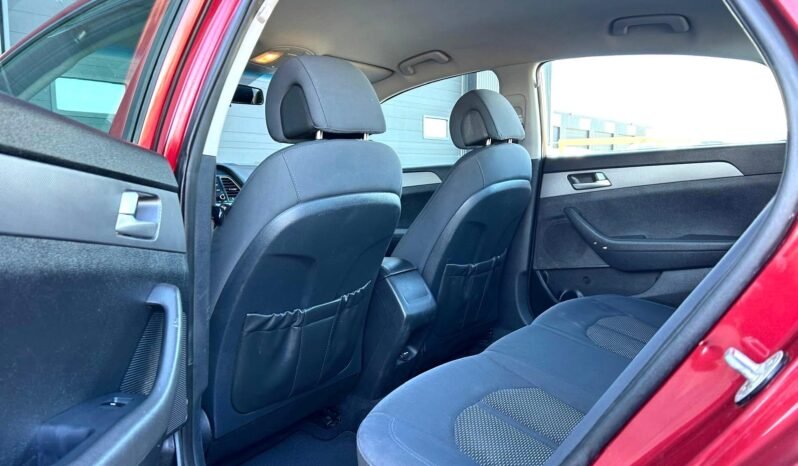 
								2016 Hyundai Sonata Sedan full									