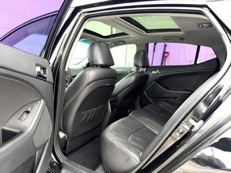 
								2013 Kia Optima Limited Hybrid Sedan full									