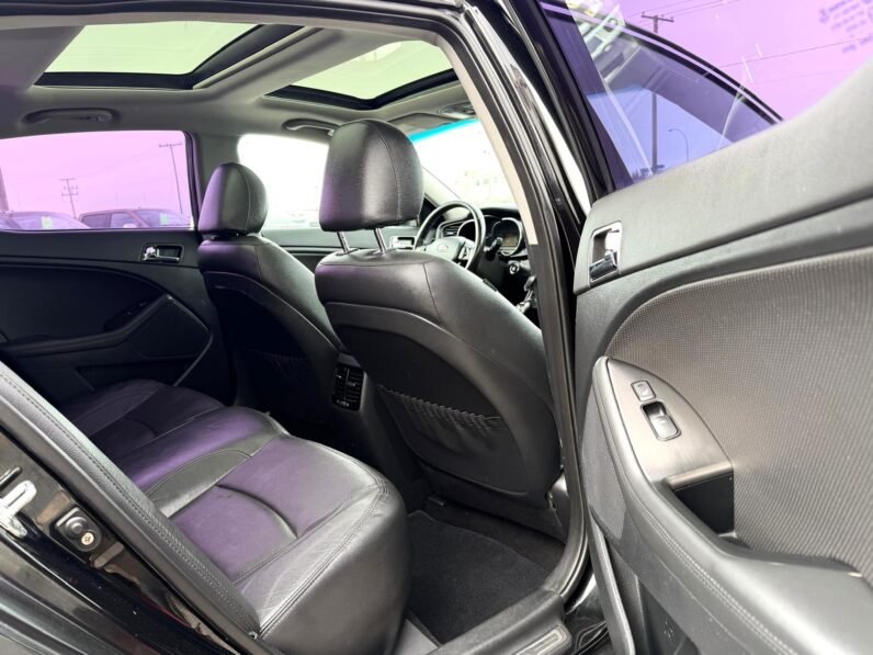 
								2013 Kia Optima Limited Hybrid Sedan full									