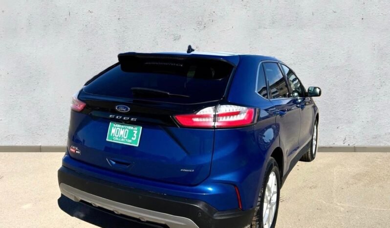 
								2022 Ford Edge SEL AWD SUV full									