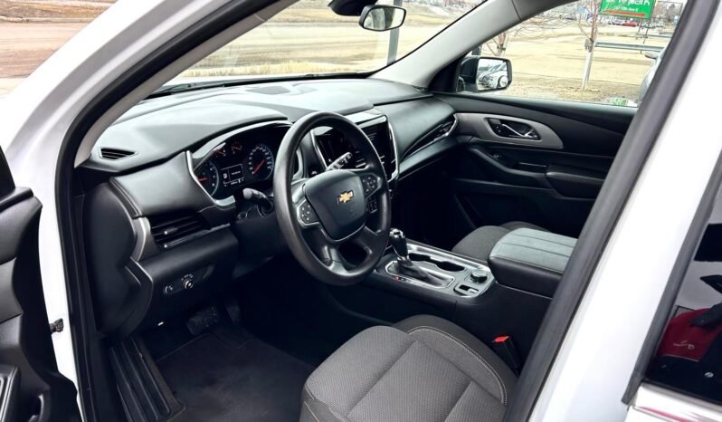 
								2020 Chevrolet Traverse AWD SUV full									