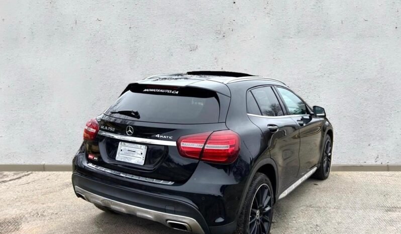 
								2018 Mercedes GLA250 4MATIC AWD SUV full									