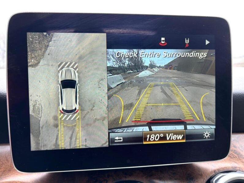 
								2018 Mercedes GLA250 4MATIC AWD SUV full									