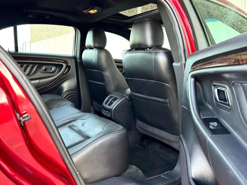 
								2013 Ford Taurus Limited AWD Sedan full									