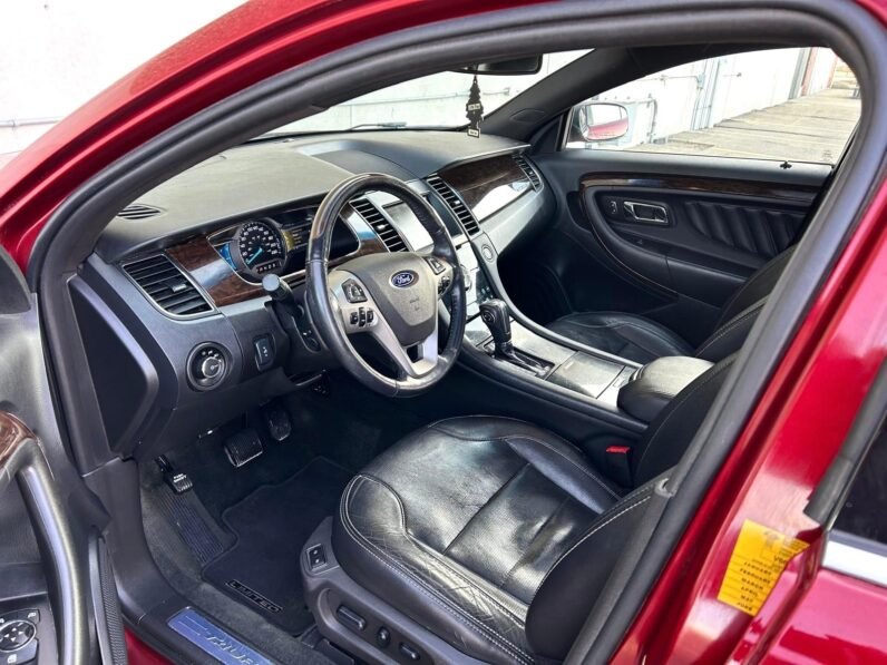 
								2013 Ford Taurus Limited AWD Sedan full									