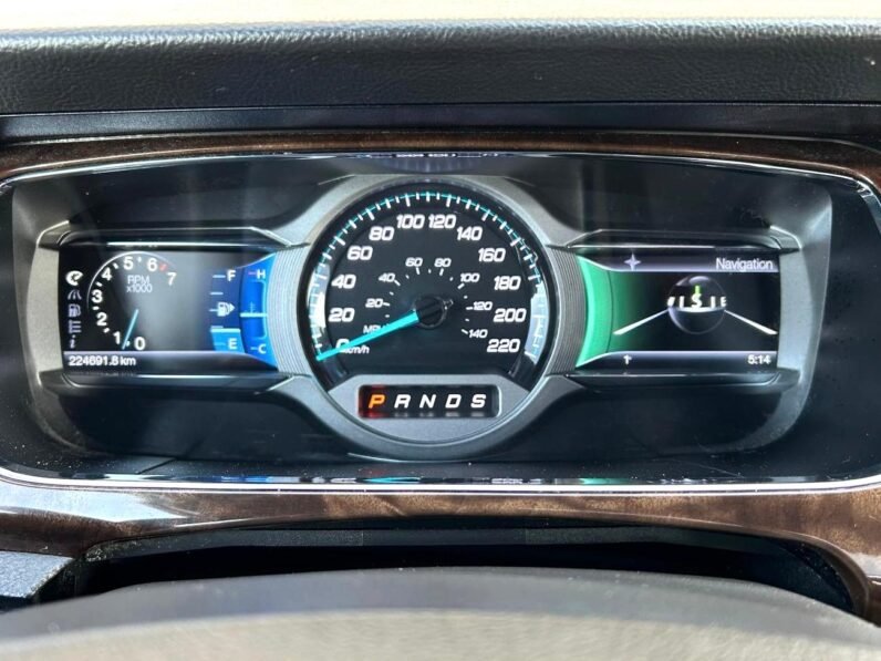 
								2013 Ford Taurus Limited AWD Sedan full									