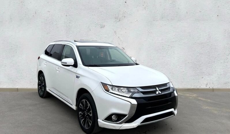 
								2018 Mitsubishi Outlander Limited PHEV AWD SUV full									