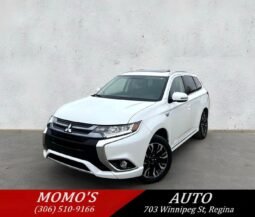 2018 Mitsubishi Outlander Limited PHEV AWD SUV