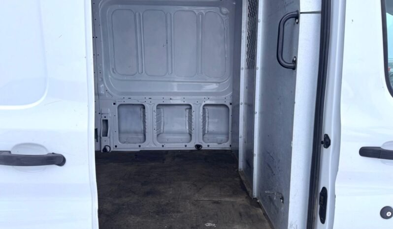 
								2016 Ford Transit 250 Medium-Roof Cargo Van. full									