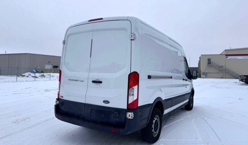 
								2016 Ford Transit 250 Medium-Roof Cargo Van. full									