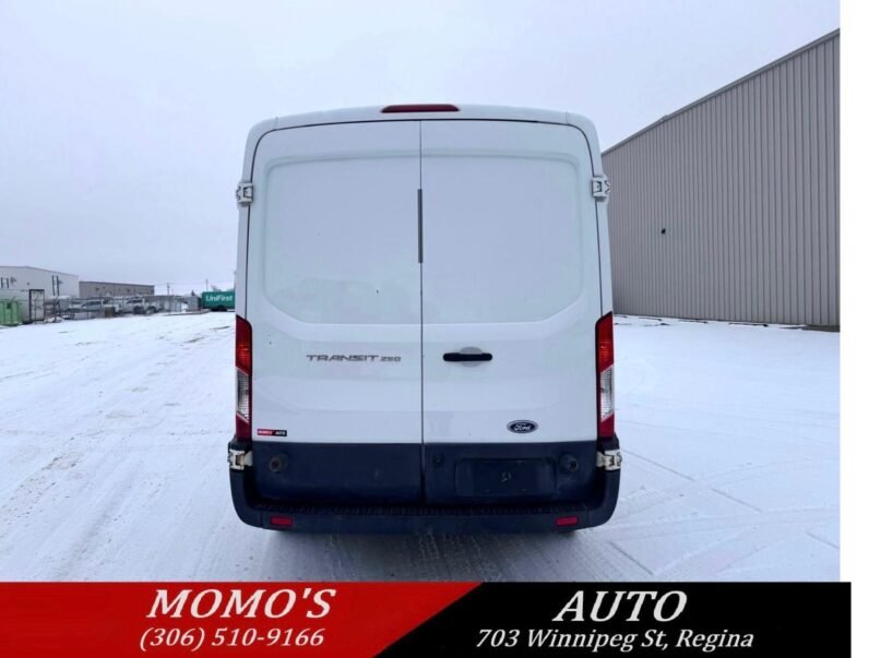
								2016 Ford Transit 250 Medium-Roof Cargo Van. full									