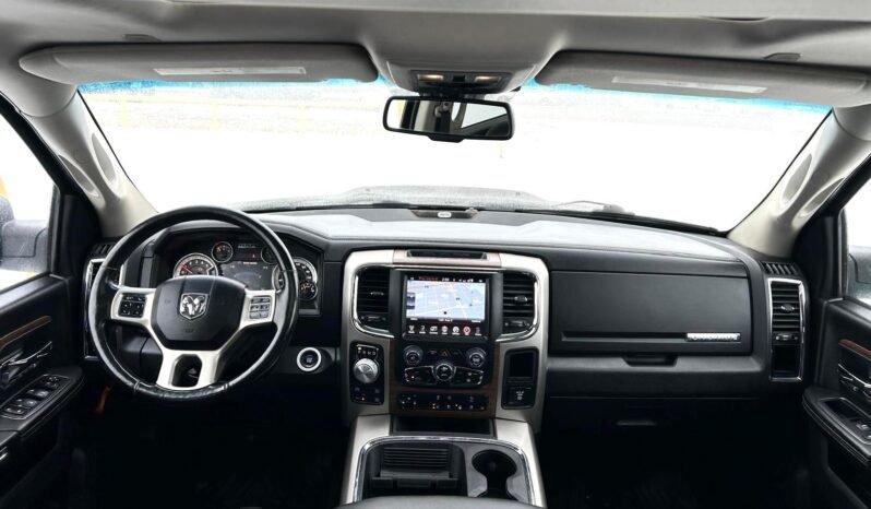 
								2017 Dodge Ram 1500 Eco-Diesel Laramie 4×4 Pickup Truck full									