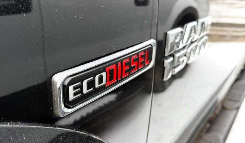 
								2017 Dodge Ram 1500 Eco-Diesel Laramie 4×4 Pickup Truck full									