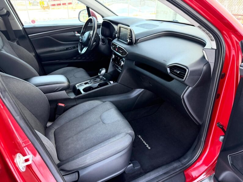 
								2019 Hyundai Santa Fe Essential AWD SUV full									