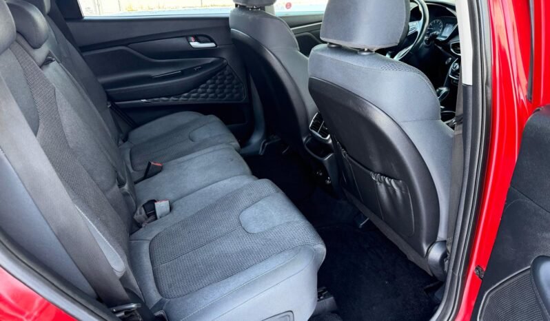 
								2019 Hyundai Santa Fe Essential AWD SUV full									